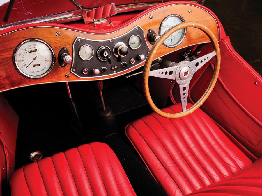Панель приборов MG TC Midget 1945 года  (фото 24 из 31)
